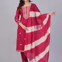 DORIYA Floral Embroidered Regular Kurta with Palazzos & Dupatta-picture-37