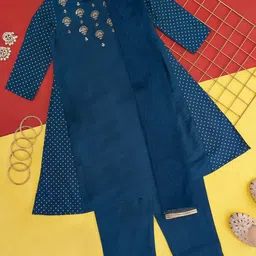 AKKRITI BY PANTALOONS Girls Embroidered Thread Work Kurta & Trousers With Dupatta-image-5