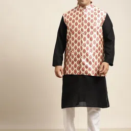 SOJANYA PLUS Men Plus Size Black Solid Kurta & Churidar Comes With a Nehru Jacket-3