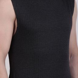inner element Stretchable Sleeveless Thermal Set image 3