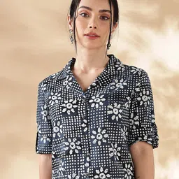 Taavi Women Floral Printed Pure Cotton Cuban Collar Cotton Shirt Style Top-picture-9