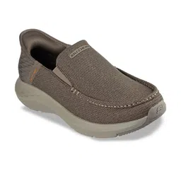 Skechers Men Self Design Slip On Round Toe Casual Sneakers-56