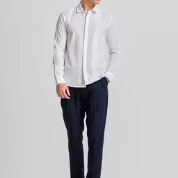 Snitch Men Smart Spread Collar Solid Linen Casual Shirt-image-44