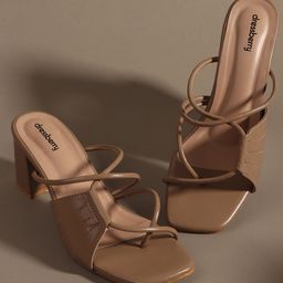 DressBerry Party Block Sandals with Bows-7