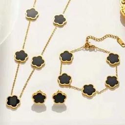 Bling Queen Gold-Plated Flower Jewellery Set-image-75
