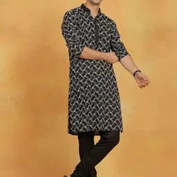 VASTRAMAY Floral Embroidered Thread Work Straight Kurta with Pyjama-picture-40