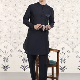 Ode by House of Pataudi Mandarin Collar Curved Hem Kurta with Pyjamas-image-5