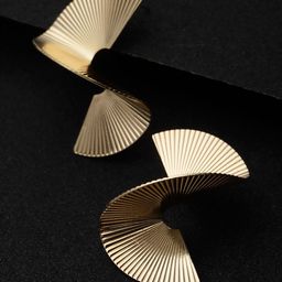 VOGUE PANASH Contemporary Drop Earrings-19