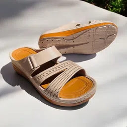 FABBMATE Textured Open Toe Flats-0
