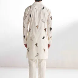 Agrajain Men Ethnic Motifs Embroidered Regular Sequinned Kurta with Pyjamas image 3