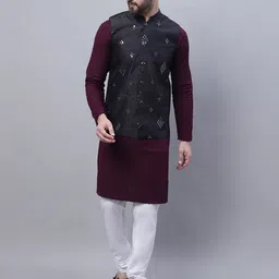 SOJANYA Men Embroidered Sequinned Pure Cotton Kurta With Churidar & Nehru Kurta-image-67