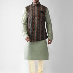 KISAH Men Green Kurta with Churidar & Nehru Jacket Set-picture-8
