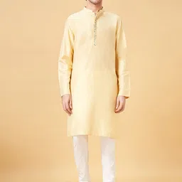 indus route by Pantaloons Floral Embroidered Mandarin Collar Thread Work Kurta-picture-50