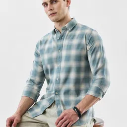 Snitch Men Checked Button-Down Collar Casual Shirt-picture-2