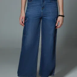 High Star Women 90's baggy High-Rise Clean Look Light Fade Cargo Style Cotton Jeans-image-48