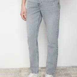 Trendyol Men Low Distress Heavy Fade Jeans-image-41