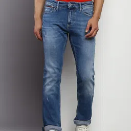 Tommy Hilfiger Men Blue Slim Fit Low Distress Light Fade Jeans-image-52