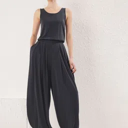 Trendyol Women Round Neck Sleeveless Basic Jumpsuit-picture-23