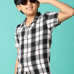V-Mart Boys Opaque Checked Casual Shirt-image-41