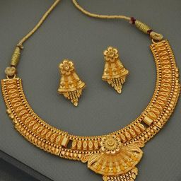 Bhanu diam Women Gold Jewellery Set-image-97