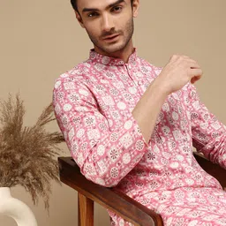 Sanwara Ethnic Motifs Printed Mandarin Collar Cotton Straight Kurta-image-49
