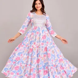 FASHION DEPTH Floral Printed Round Neck Three-Quarter Sleeves Tiered Anarkali Kurta-33