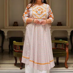 KALINI Plus Size Floral Printed Anarkali Kurta-picture-36