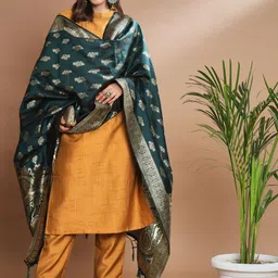 VredeVogel Regular Gotta Patti Kurta with Trousers & Dupatta-picture-49