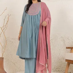 Janasya Plus Size Ethnic Motifs Regular Thread Work Kurta with Palazzos &Dupatta-picture-29