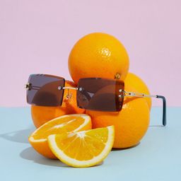 HAUTE SAUCE by Campus Sutra Unisex Black Lens & Gold-Toned Rectangle Sunglasses with Polarised Lens-44