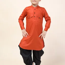 NAMASKAR Boys Red Solid Pocket Detail Long Sleeves Cotton Pathani Kurta-55