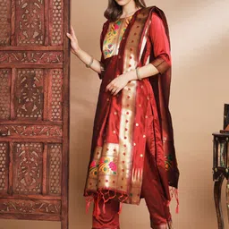 VredeVogel Floral Regular Cotton Silk Kurta with Trousers & Dupatta-31
