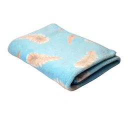Tranquil square Blue Floral Printed 650 GSM Cotton Rectangular Bath Towels-64