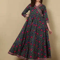 WOMENCLICK Women Floral Flared Sleeves Thread Work Floral Anarkali Kurta-image-39