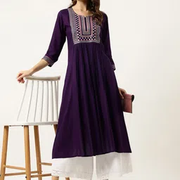 Ashlee Women Ethnic Motifs Yoke Design Thread Work A-Line Kurta-14