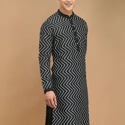 DEYANN Mandarin Collar Chevron Printed Straight Cotton Silk Kurta-picture-29