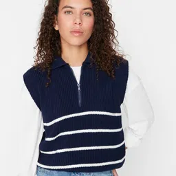 Trendyol Striped Spread Collar Sweater Vest-27