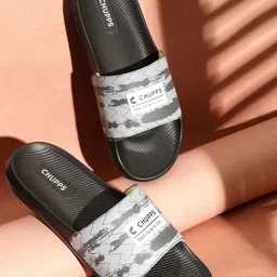 CHUPPS Men Printed Sliders-43