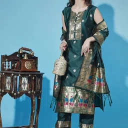 VredeVogel Floral Woven Design Straight Kurta with Trousers & With Dupatta-picture-46