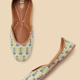 Taavi Women Floral Printed Mojaris-image-71