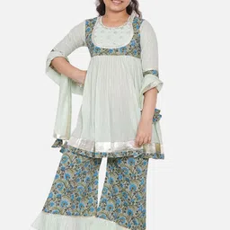 Little Bansi Girls Multicoloured Ethnic Motifs Pleated Kurta with Skirt & With Dupatta-image-49