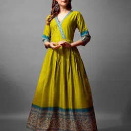 KAYOMMI Women Floral Printed Fit and Flare Ethnic Dresses-image-73