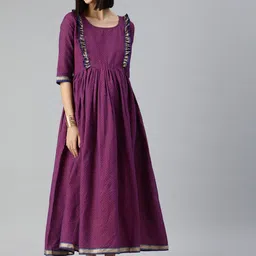 Swishchick Maternity Maxi Dress-picture-5