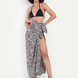 So What Bikini Set with Sarong image 5