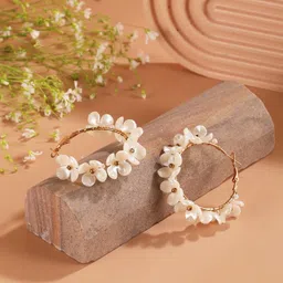 DressBerry Gold-Plated Floral Shaped Hoop Earrings-20