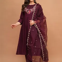 VIPY HANGER Women Viscose Rayon Kurta Sets-picture-44