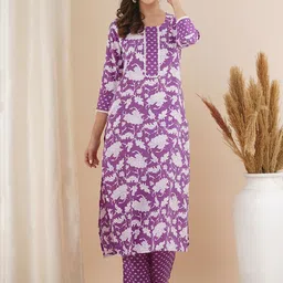 Anni Designer Women Floral Printed Regular Kurta with Trousers-image-29
