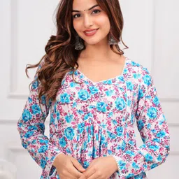 MANOJAVA Women Floral Printed Regular Pure Cotton Kurta with Trousers & With Dupatta image 5