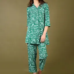 V-Mart Floral Printed Shirt Collar Neck Shirt With Trousers-image-96