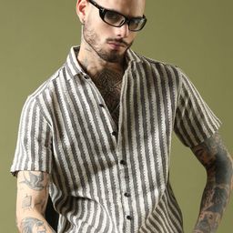 Voroxy Men Relaxed Vertical Stripes Printed Shirt-image-88